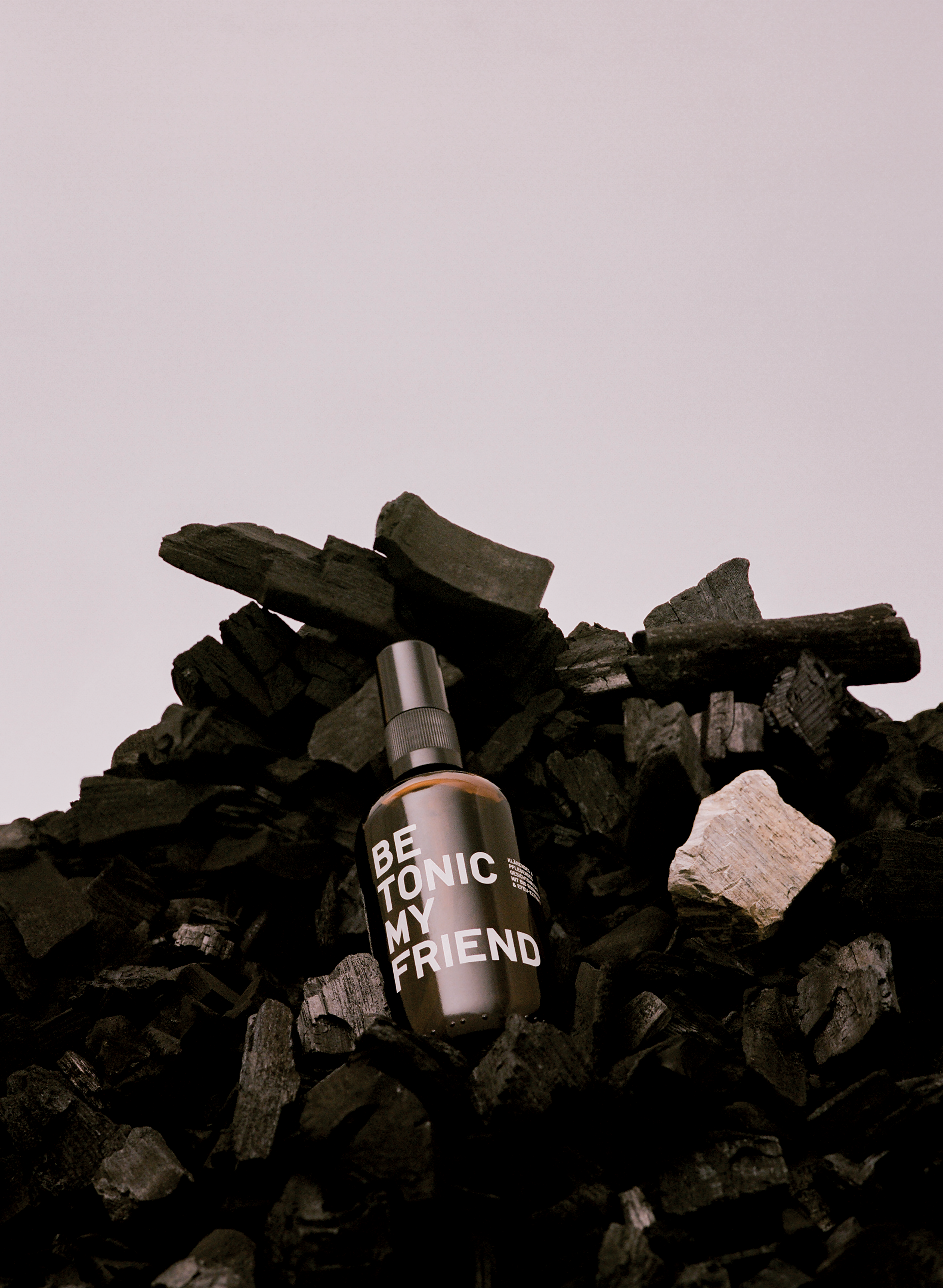 BE TONIC MY FRIEND Design Gesichtswasser Bio-Rosmarin, veganes Tonic für natürliche Gesichtspflege