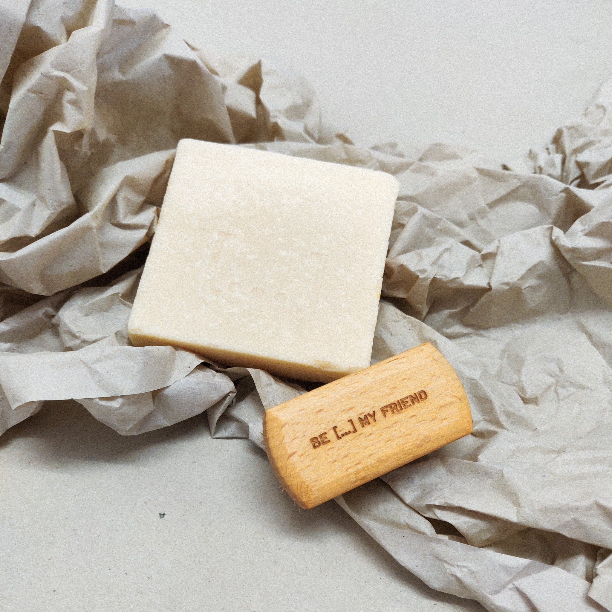 Bar soap & hand brush set