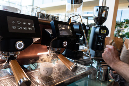 Kaffeewunder Kaffee Nr. 04 / 100% Arabica Bohnen / 3er Blend / 500g)